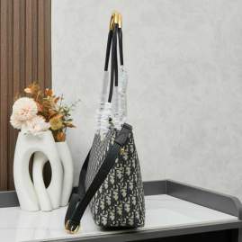 Picture of Dior Handbags _SKUfw238915584fw